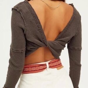 Like NEW- We The Free Chocolate Brown Twist-Back Cropped Thermal Top Size XS